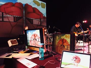 LINDSAY VH Exhibit at Giant Walkthrough Brain performance