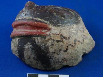 Polychrome figurine fragment