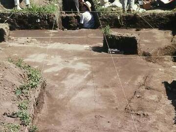 Detail of R-106 house floor