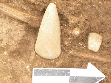 Burial with stone axe