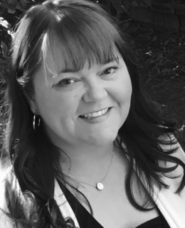 Carrie MacKay
