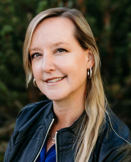 Helen Carlson