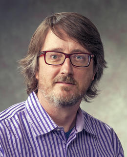 Head shot Mike Potter