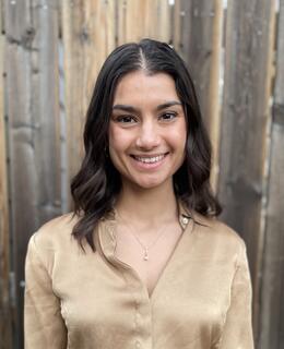 Profile Picture of Victoria Tenor