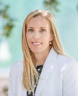 Sheri Madigan Headshot