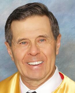 Head shot of Dr Gerry Donaldson