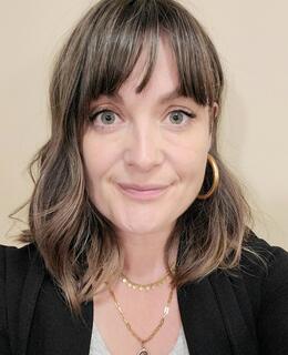 Picture of Dr. Meaghan Edwards. She is smiling and has brown hair. 