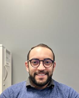 Dr. Tavares