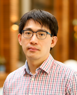 Dr. Roger Tsang