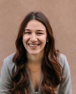 Olivia Buth's Headshot