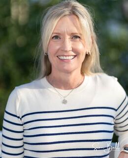Gwyneth Bell