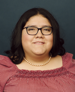 headshot Mayra Barrera