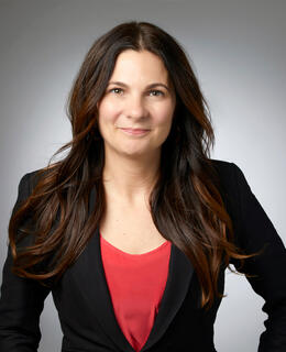 Jacqueline Lacasse headshot