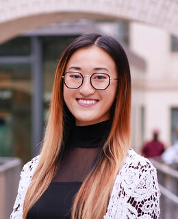 Christine Cao Headshot