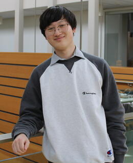 Jackson Qi, Student Researcher at the Arnie Charbonneau Cancer Centre